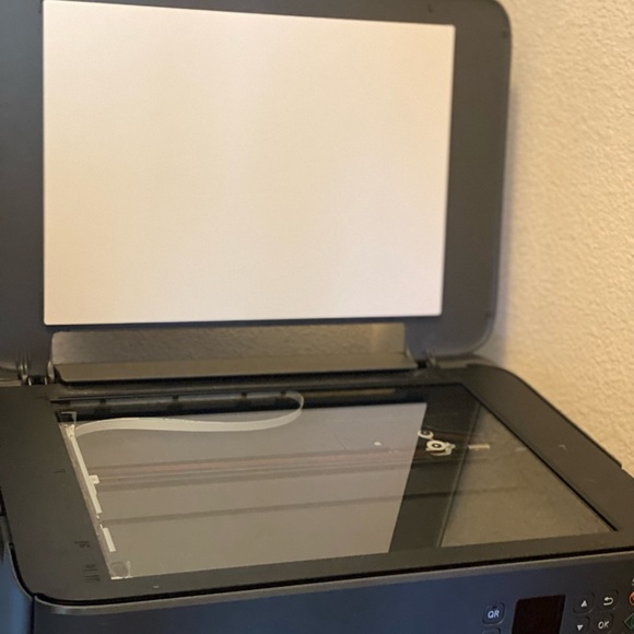 Canon PIXMA TS6420A printer - Picture 2 of 5